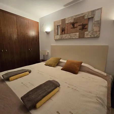 Sunny First Floor Recoleta Punta Prima Apartment